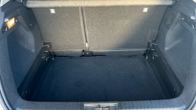 Renault Captur 1.3 TCE 140 Iconic Edition 5dr Petrol Hatchback